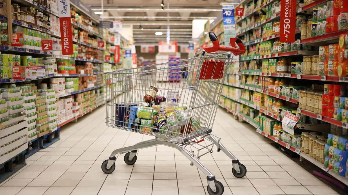 Carrefour : -13 % à la Bourse ce mercredi après la baisse de ses objectifs 2026