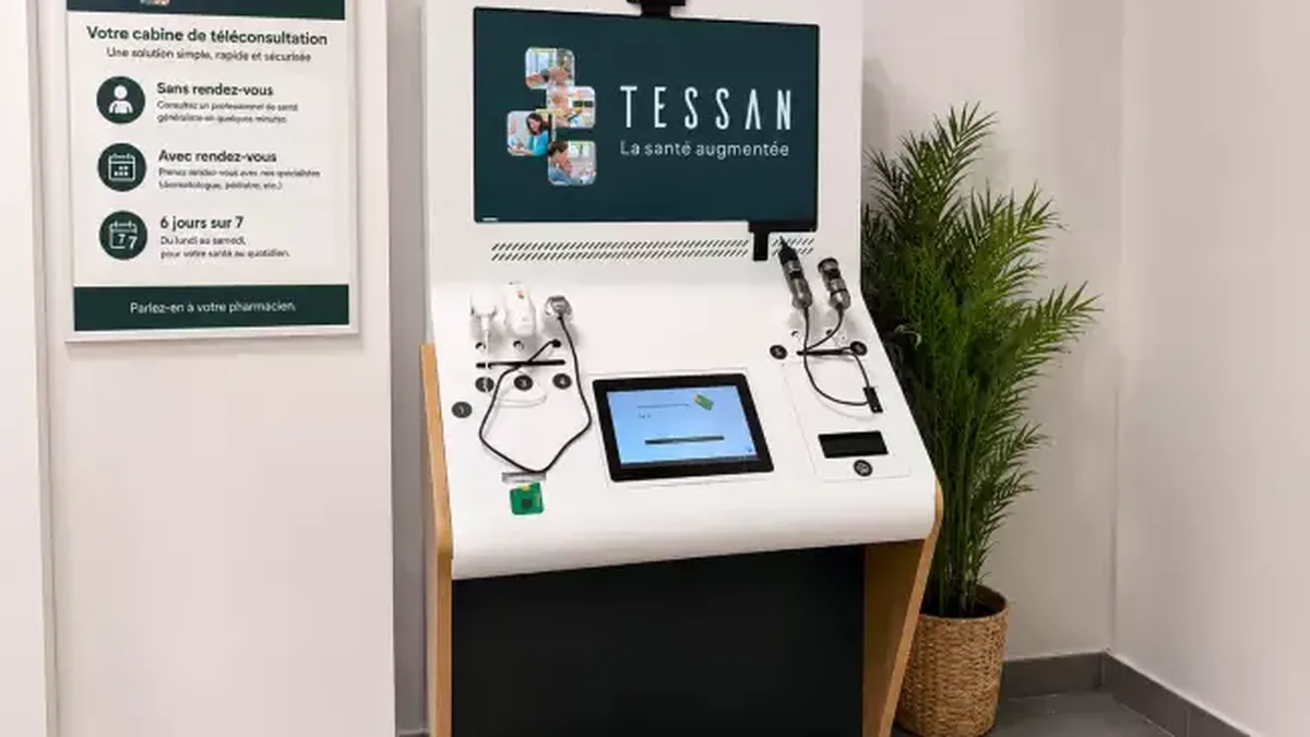 Une cabine de téléconsultation installée dans une pharmacie