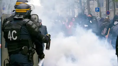 Couvre-feux : 1 435 interpellations samedi, Nunez les maintient, ce que ça change pour vous