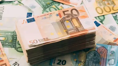 Dette : la France va emprunter 340 milliards d'euros en 2027, et votre argent va le sentir