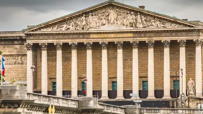 Pétition : 245 483 signatures pour supprimer CNews, ce que ça change vraiment