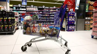 Pouvoir d'achat : 77 % des Français le voient chuter, certains sautent des repas (enquête Que Choisir)