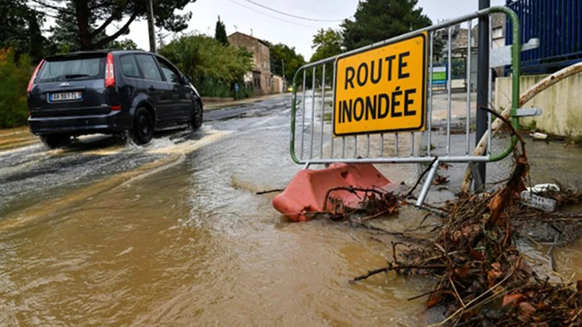 Vigilance rouge : 300 mm de pluie, écoles fermées et tramway à l'arrêt dans le Gard et l'Hérault